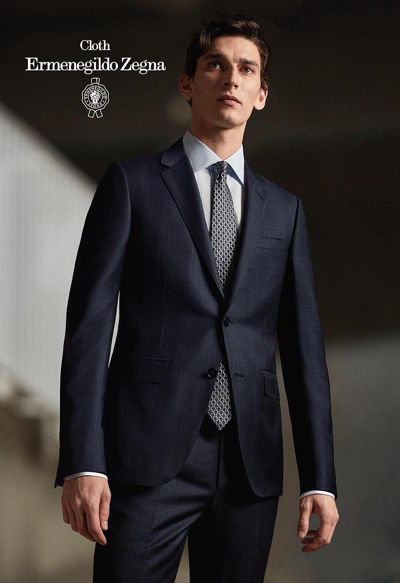 TRAVELLER μCRONSPHERE系列黑色西裝