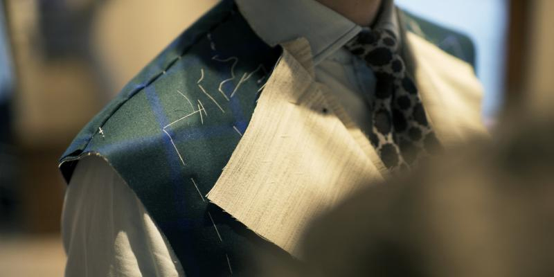 西裝半成品試穿