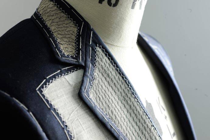 半毛襯西裝半成品在人枱上