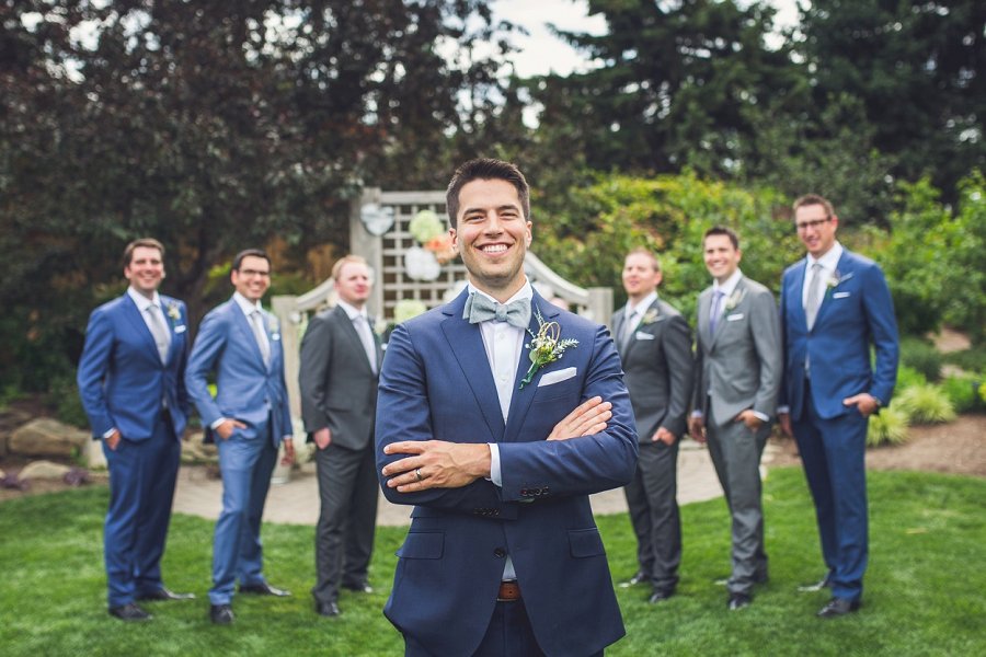 藍色與灰色新郎、伴郎西裝