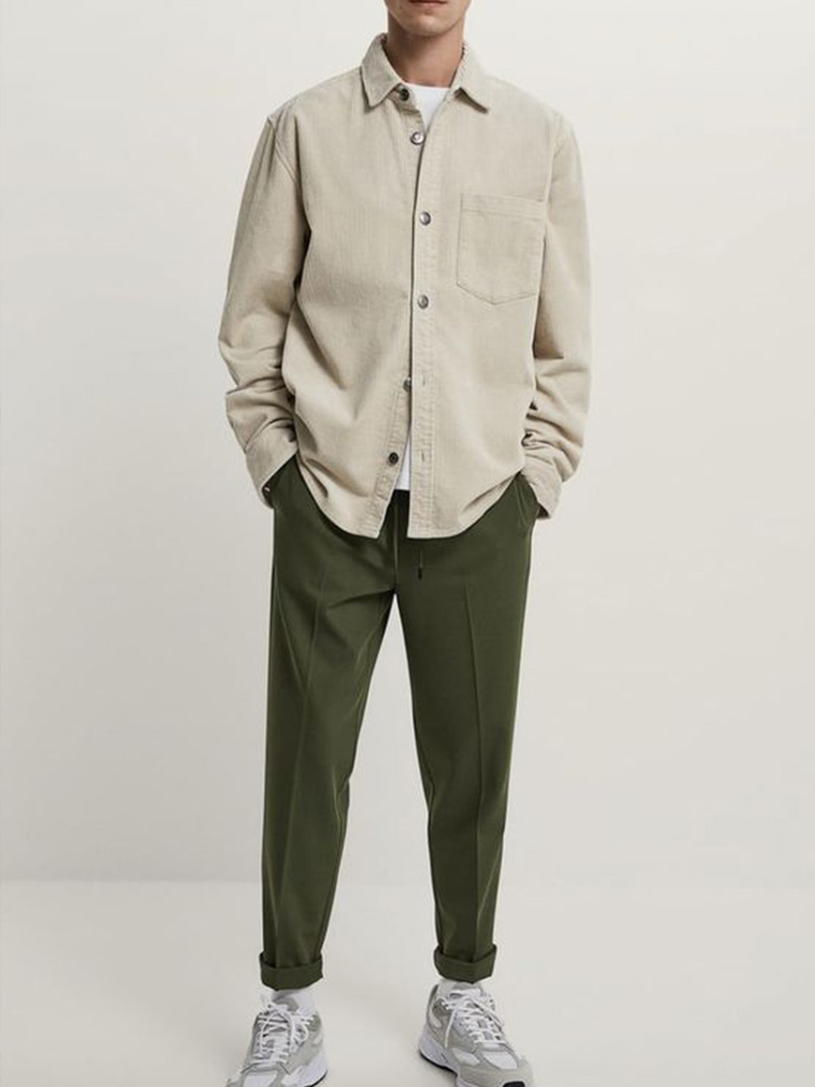 不一樣的米白色襯衫外套