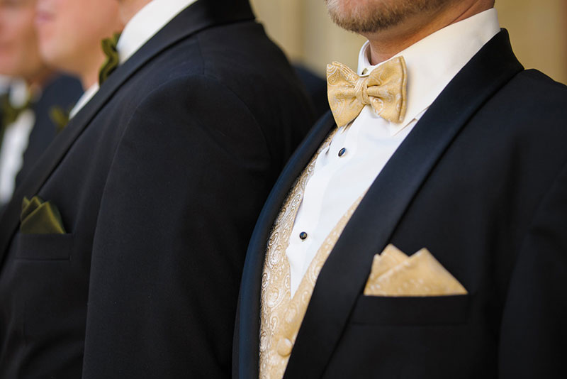 紳士禮服背心和領結穿搭