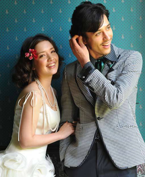 甜蜜結婚新人棚內照