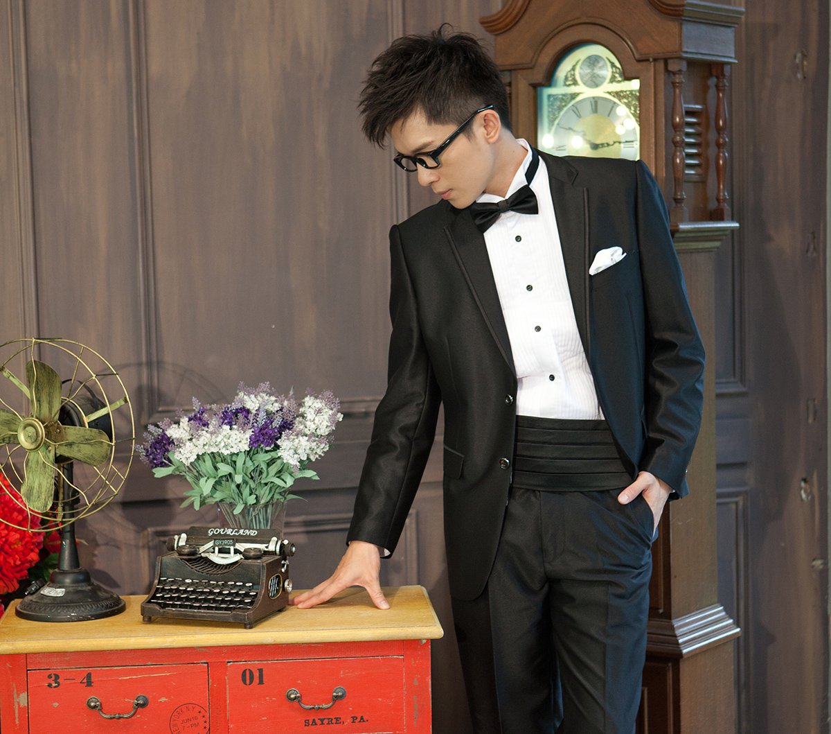 黑色男士禮服整體搭配