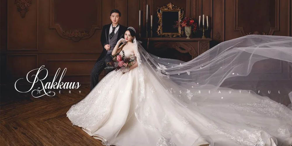 新娘婚紗是長尾式新郎也應選禮服