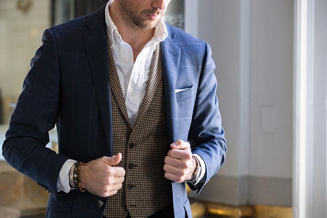 藍格紋西裝+米色細格紋背心