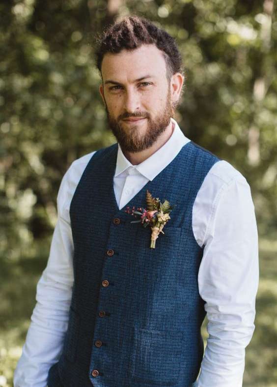 深藍色西裝背心