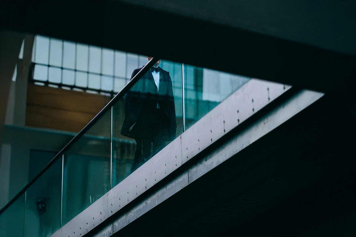 商務人士穿著西裝