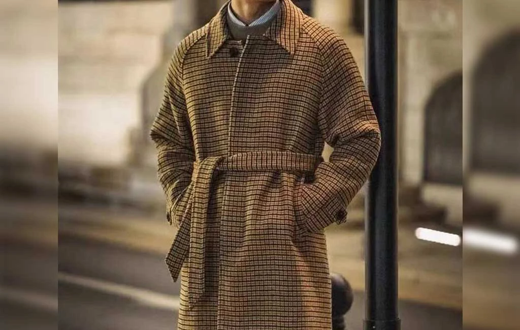 Balmacaan Coat花色款式多