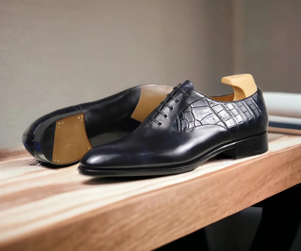 手工鞋-黑色素面鱷魚皮料拼接德比鞋